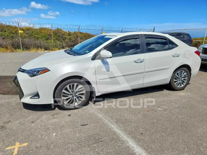 2018 Toyota COROLLA фото