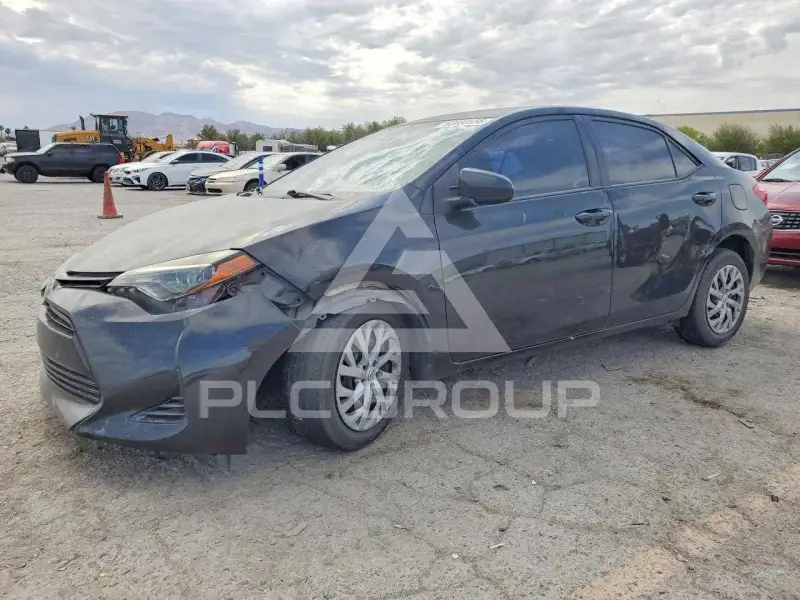 2018 Toyota COROLLA фото