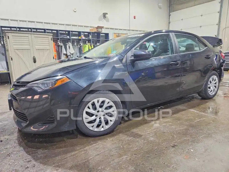 2018 Toyota COROLLA фото