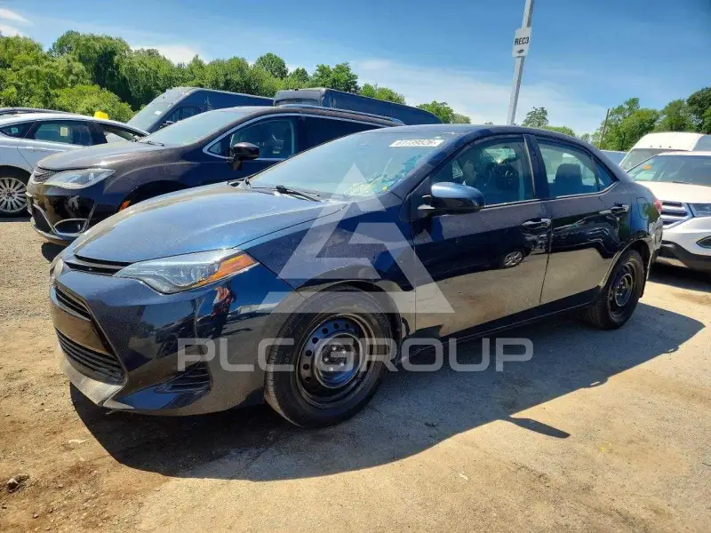 2018 Toyota COROLLA фото