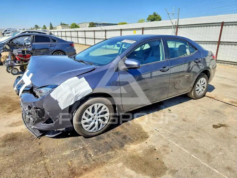 2018 Toyota COROLLA фото