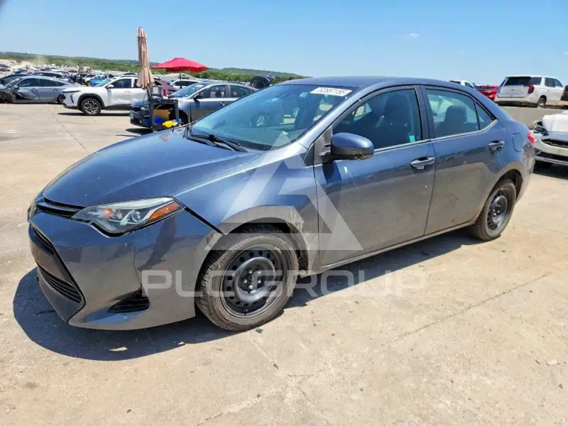 2018 Toyota COROLLA фото