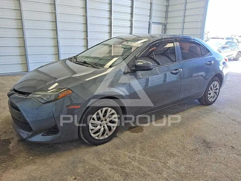 2018 Toyota COROLLA фото