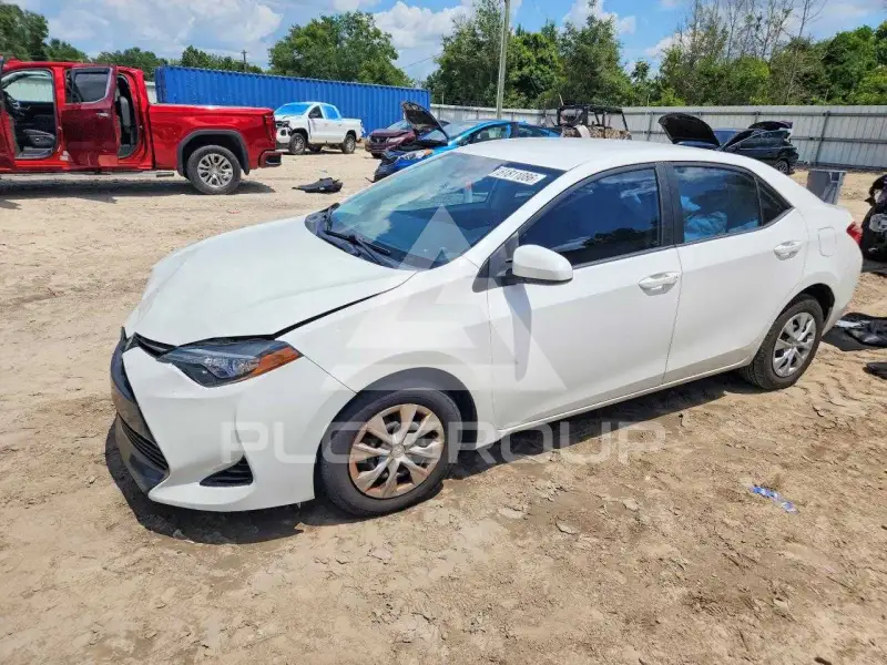 2018 Toyota COROLLA фото