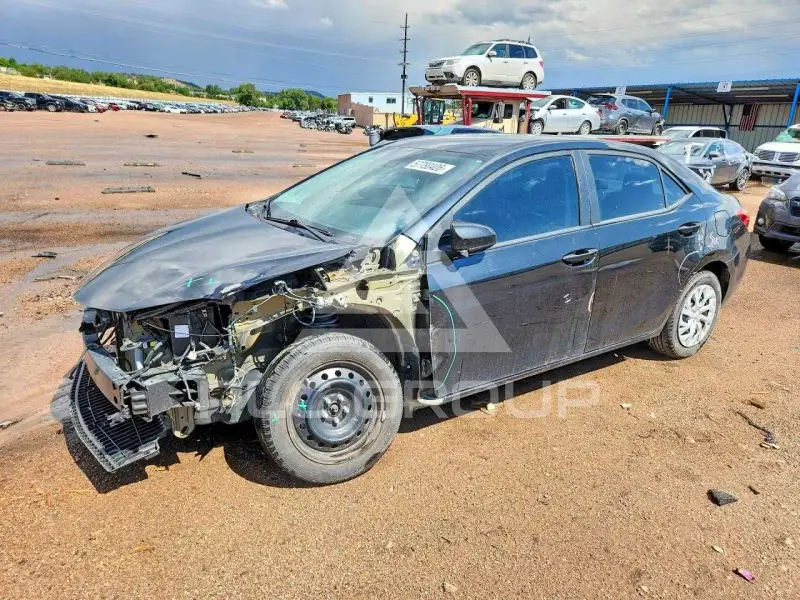 2018 Toyota COROLLA фото