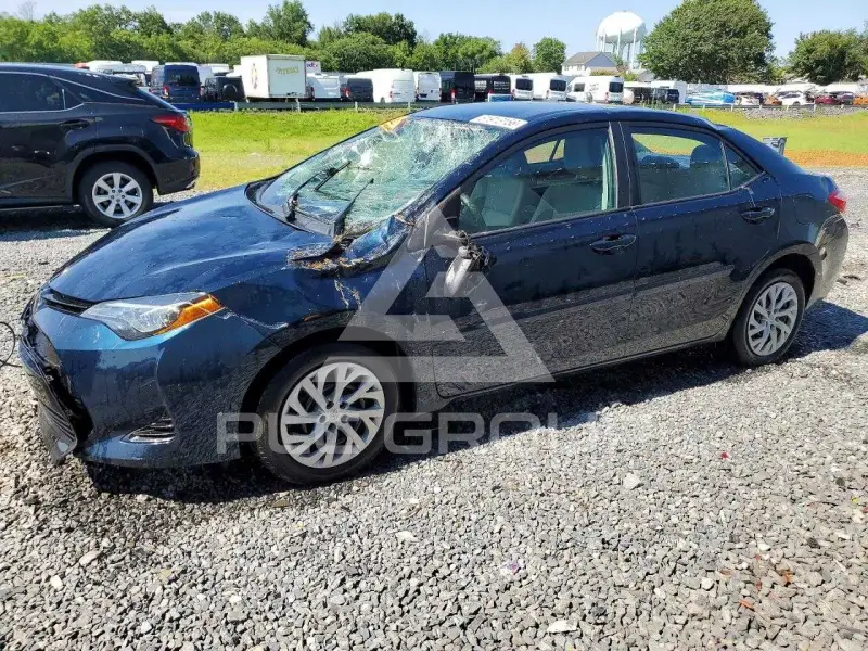 2018 Toyota COROLLA фото