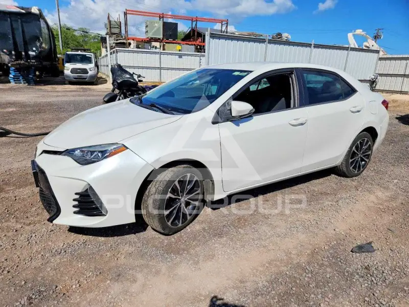 2018 Toyota COROLLA фото