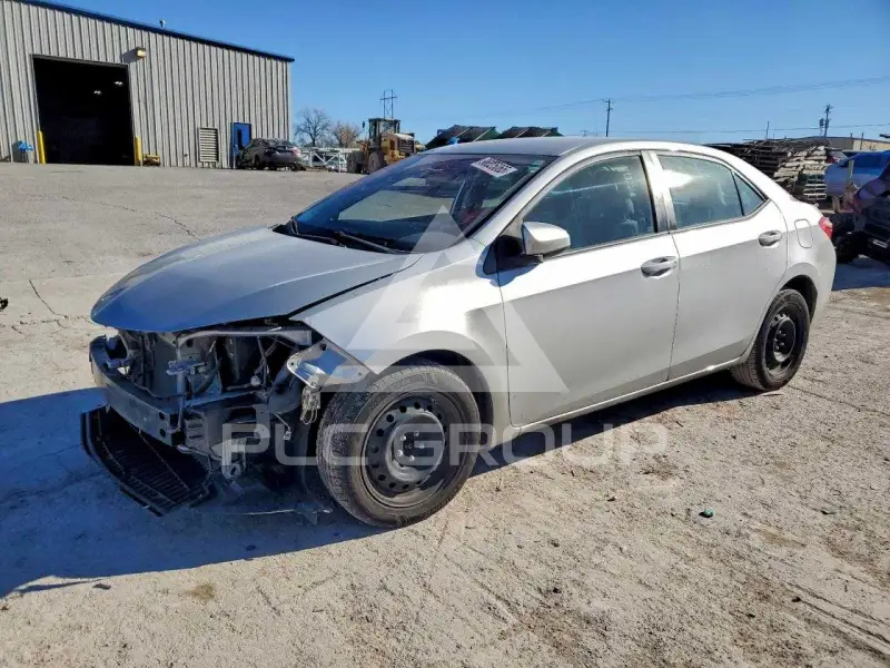 2018 Toyota COROLLA фото