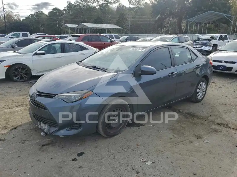 2018 Toyota COROLLA фото