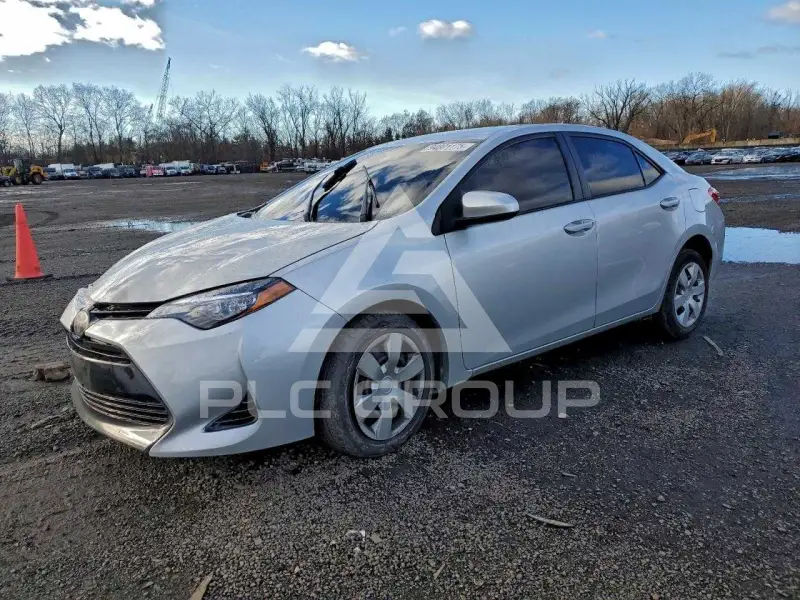 2018 Toyota COROLLA фото