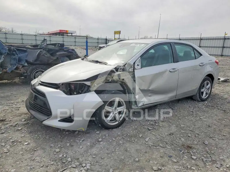 2018 Toyota COROLLA фото