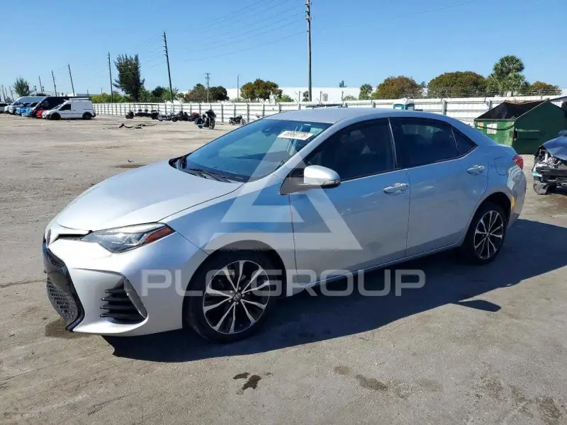 2018 Toyota COROLLA фото