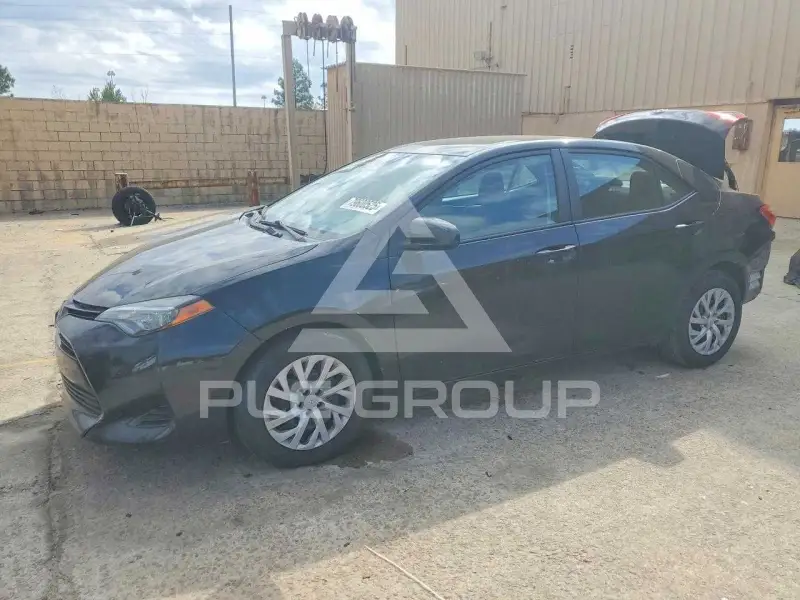 2018 Toyota COROLLA фото