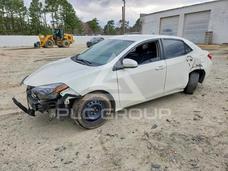 2018 Toyota COROLLA фото