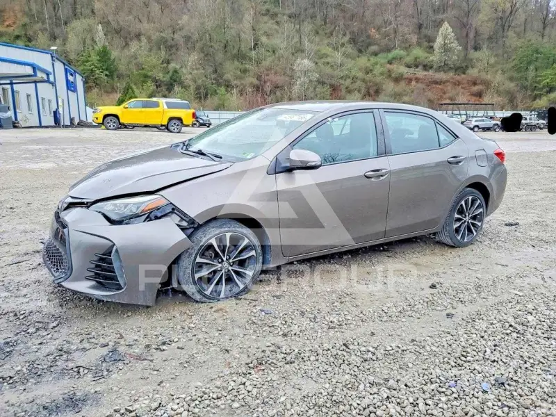 2018 Toyota COROLLA фото