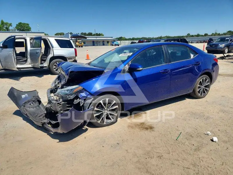 2018 Toyota COROLLA фото
