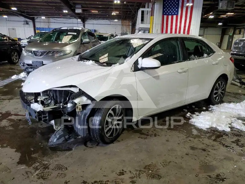 2018 Toyota COROLLA фото