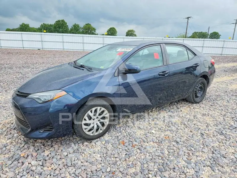 2018 Toyota COROLLA фото