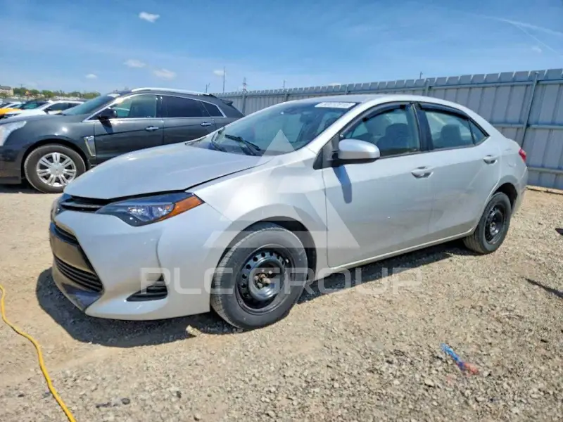 2018 Toyota COROLLA фото