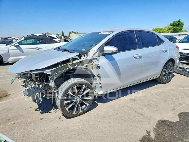 2018 Toyota COROLLA фото
