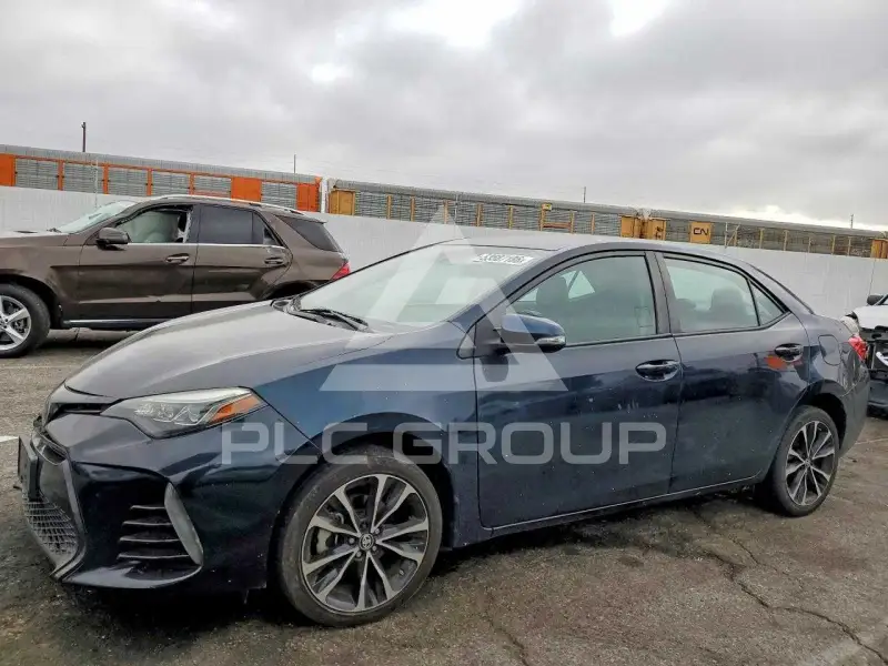 2018 Toyota COROLLA фото