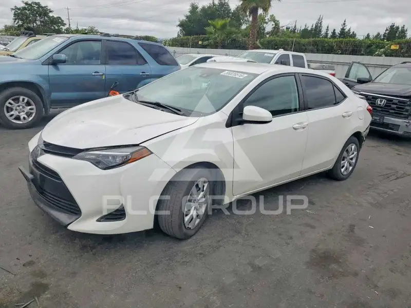 2018 Toyota COROLLA фото