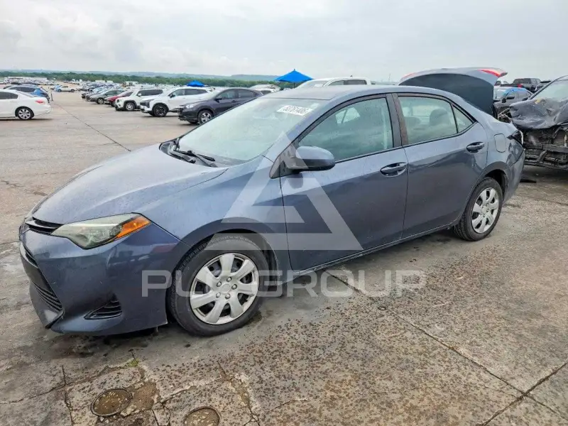 2018 Toyota COROLLA фото
