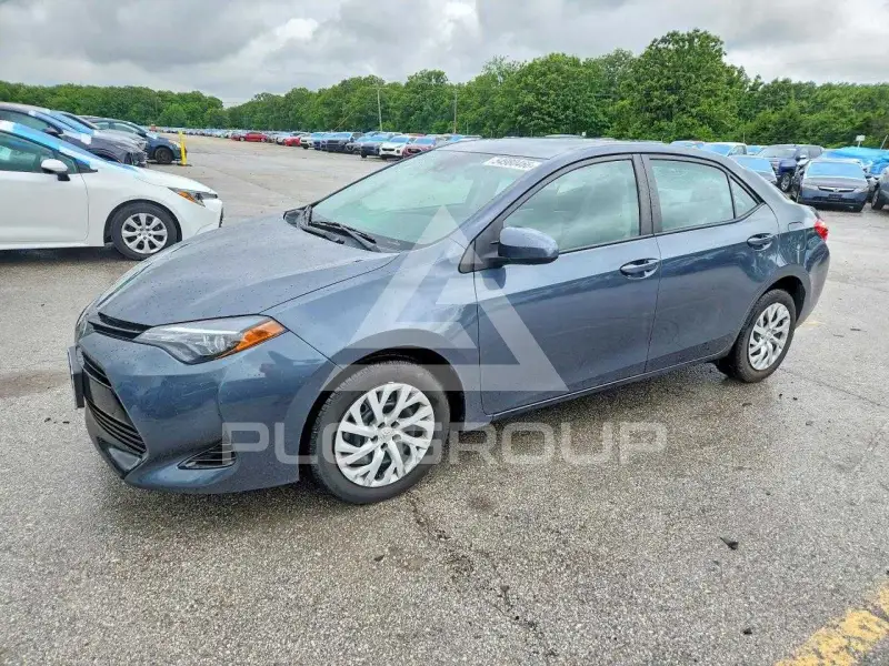 2018 Toyota COROLLA фото