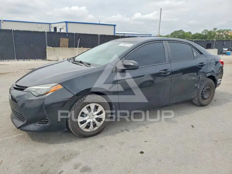 2018 Toyota COROLLA фото