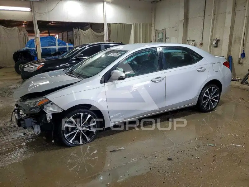 2018 Toyota COROLLA фото