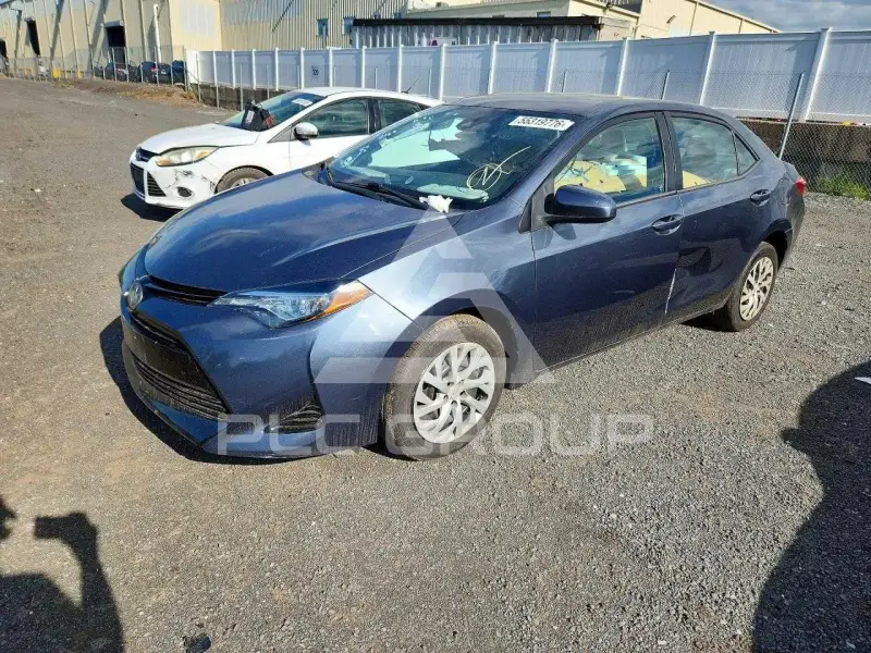 2018 Toyota COROLLA фото