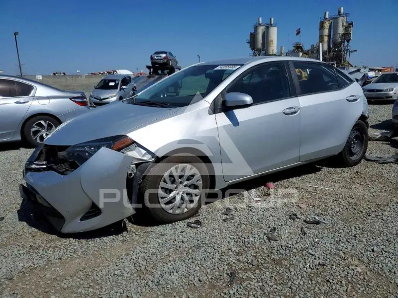 2018 Toyota COROLLA фото