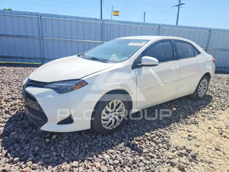 2018 Toyota COROLLA фото