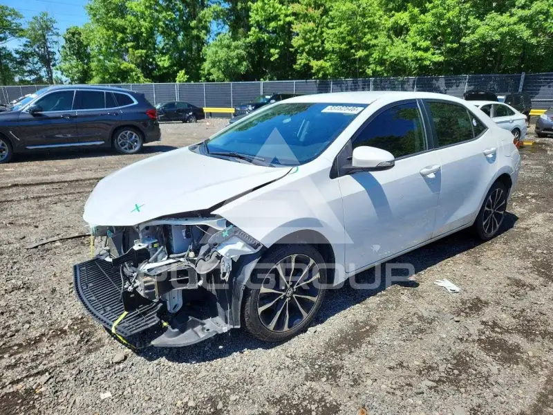 2018 Toyota COROLLA фото
