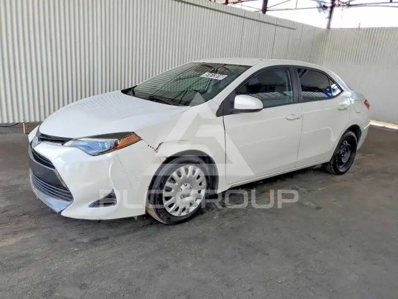 2018 Toyota COROLLA фото