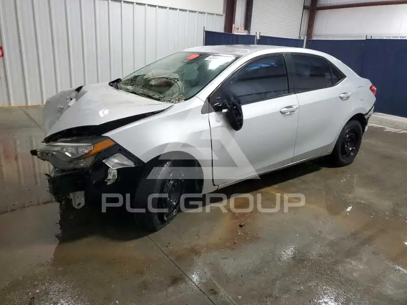 2018 Toyota COROLLA фото