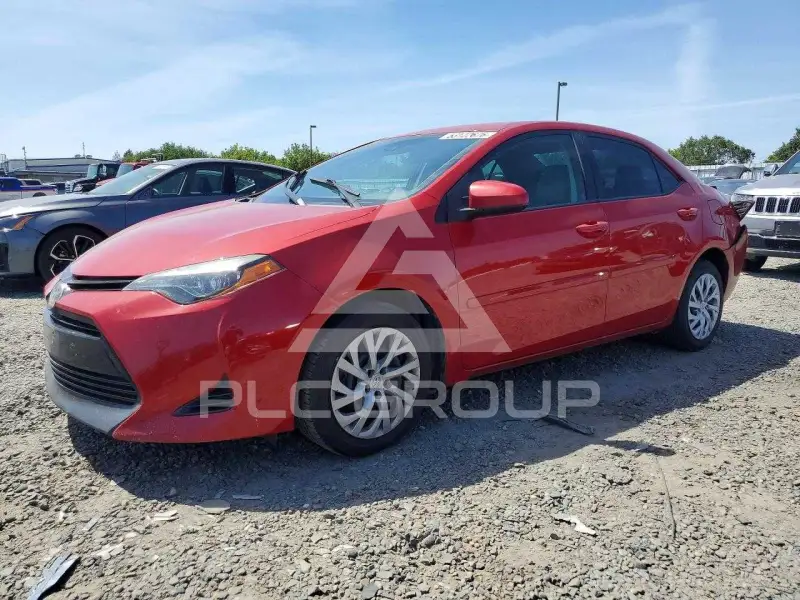 2018 Toyota COROLLA фото