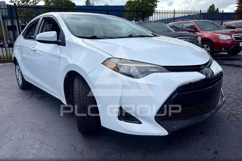 2018 Toyota COROLLA фото