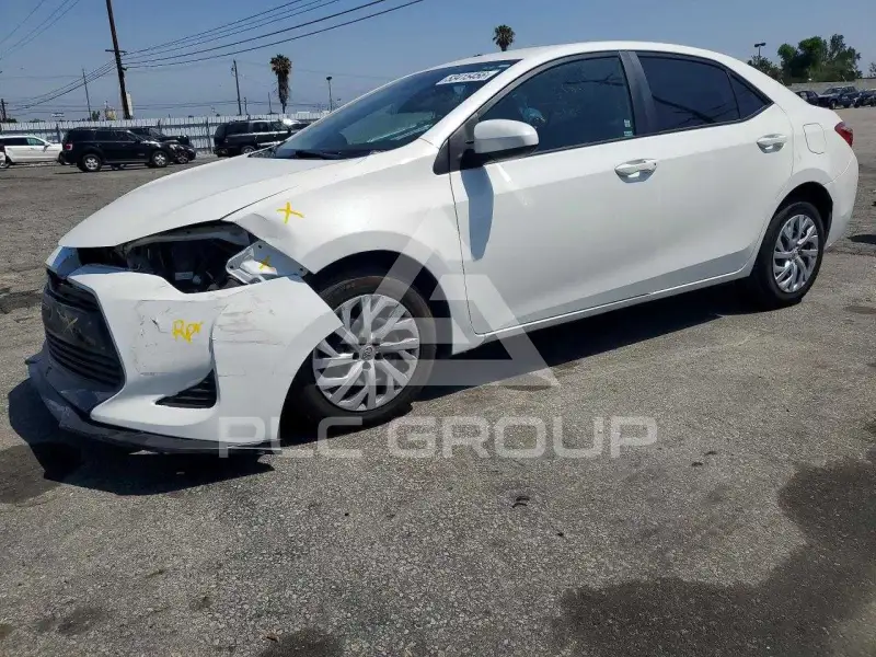 2018 Toyota COROLLA фото