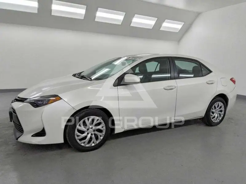 2018 Toyota COROLLA фото