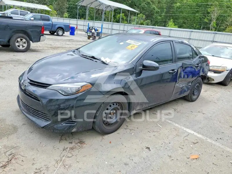 2018 Toyota COROLLA фото