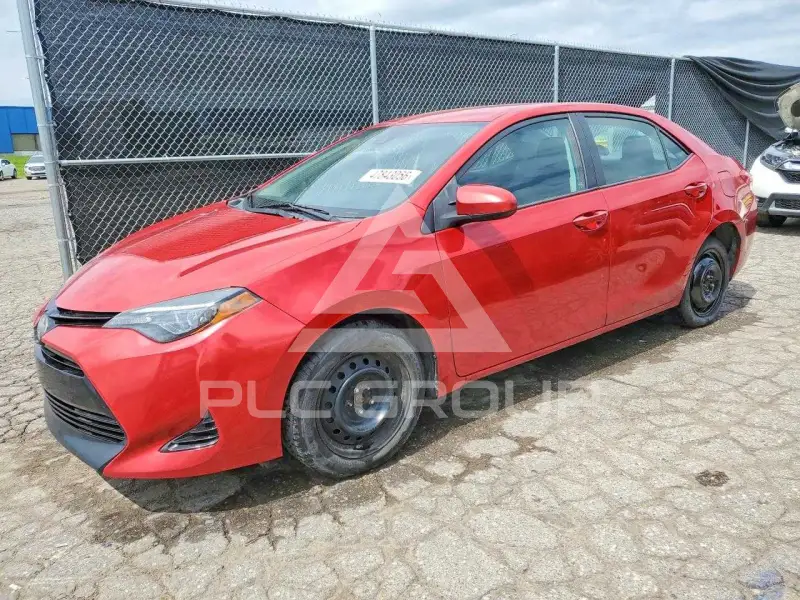 2018 Toyota COROLLA фото