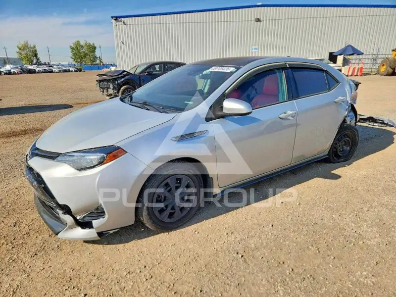 2018 Toyota COROLLA фото