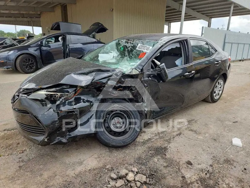 2018 Toyota COROLLA фото
