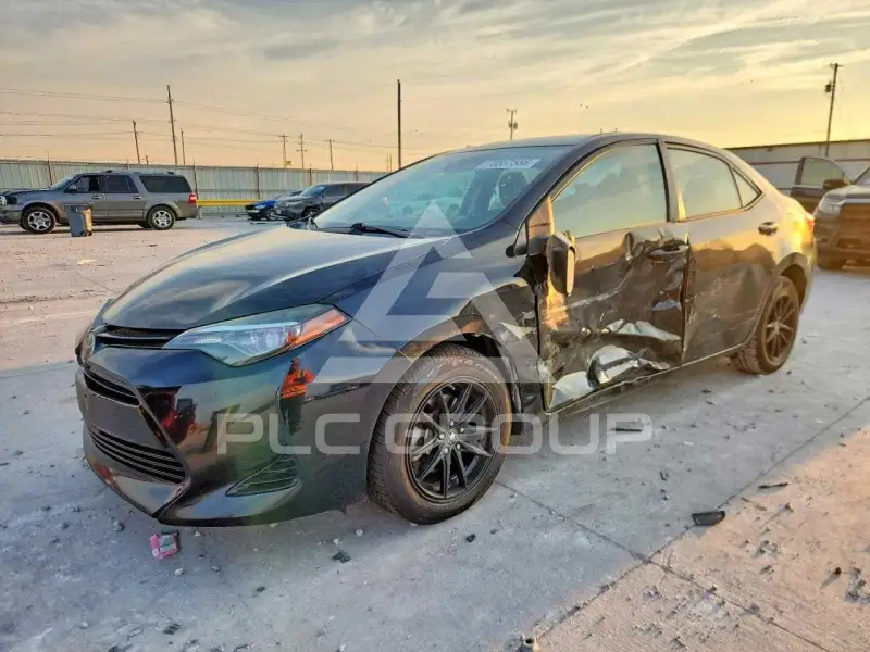 2018 Toyota COROLLA фото