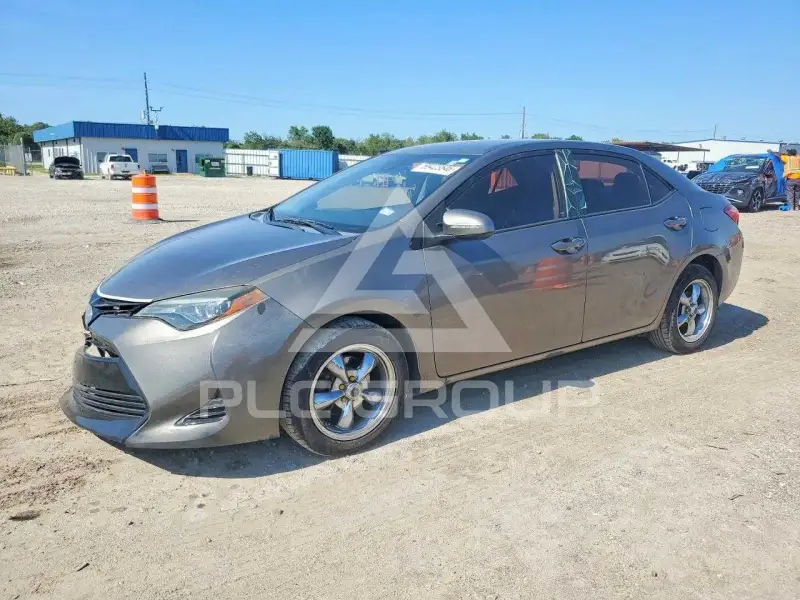 2018 Toyota COROLLA photo