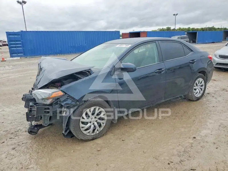 2018 Toyota COROLLA фото