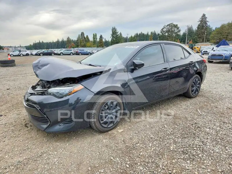 2018 Toyota COROLLA фото
