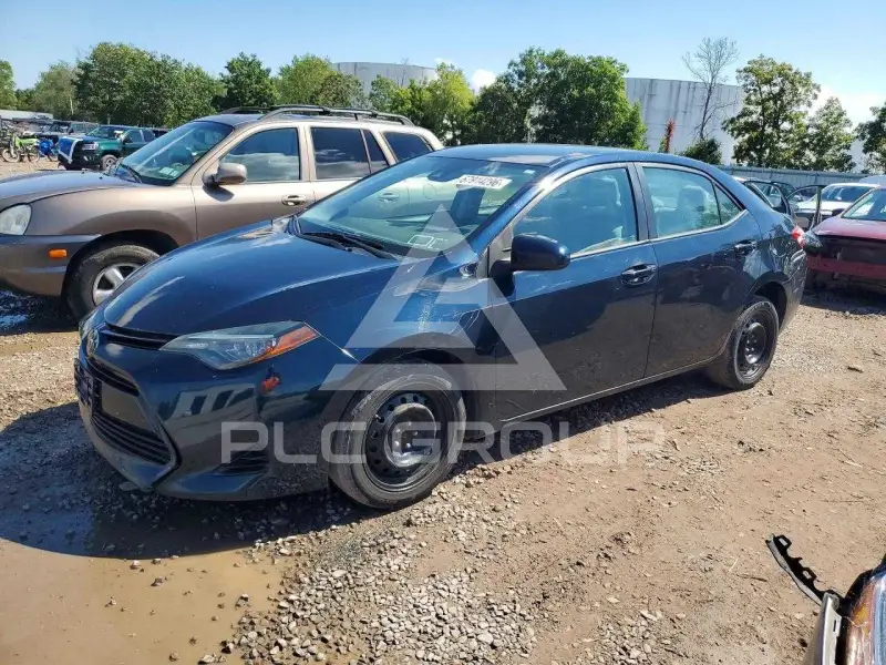 2018 Toyota COROLLA фото