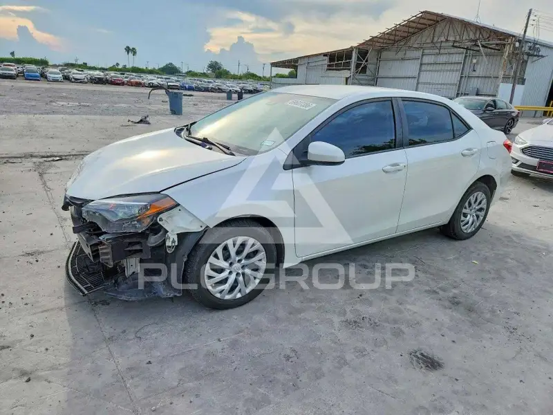 2018 Toyota COROLLA фото